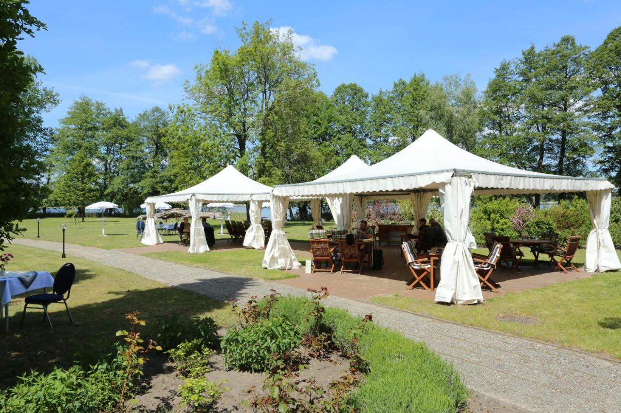 Seepark Hotel Am Wandlitzsee 외부 사진