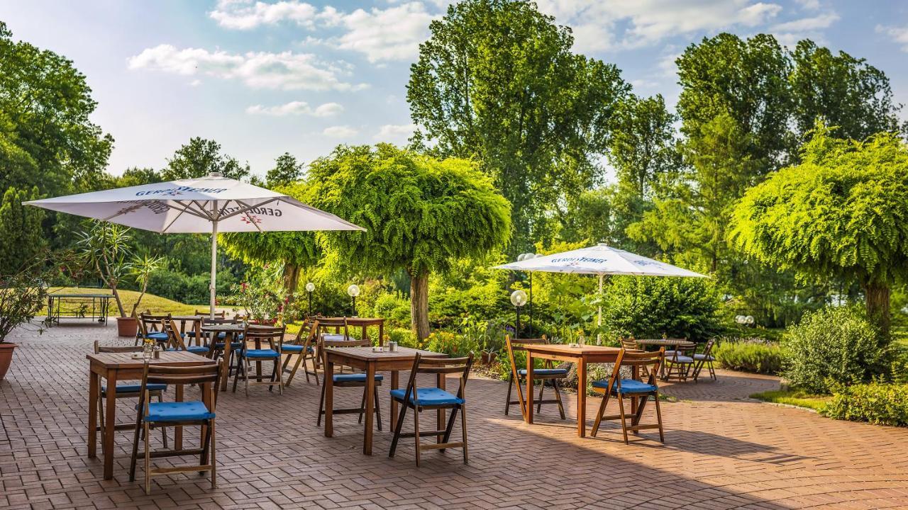 Seepark Hotel Am Wandlitzsee 외부 사진
