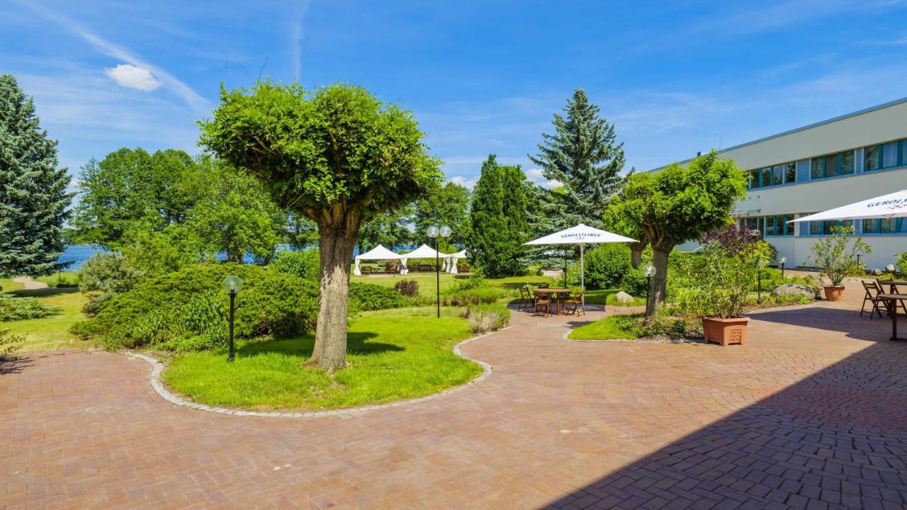 Seepark Hotel Am Wandlitzsee 외부 사진