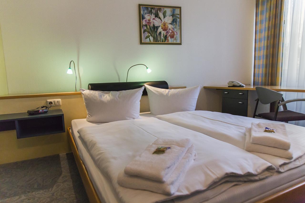 Seepark Hotel Am Wandlitzsee 외부 사진